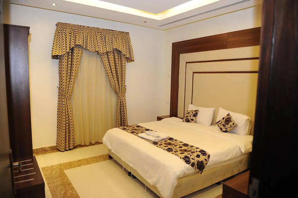 Hotelier Suites Riyadh 3*,