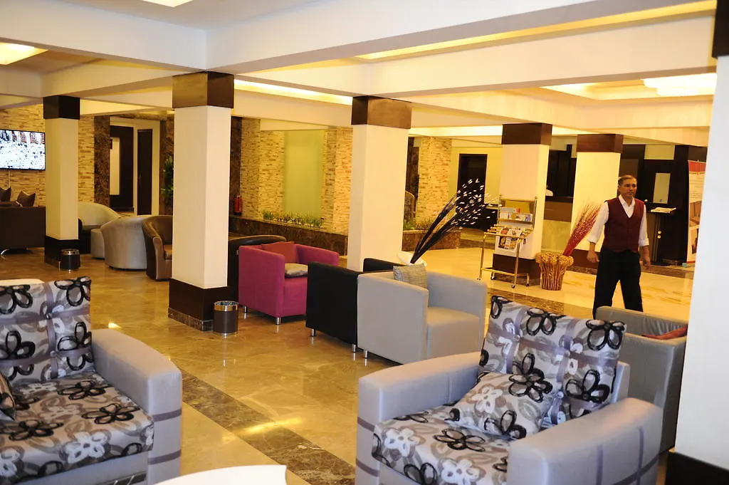 Hotelier Suites Riyadh 3*,